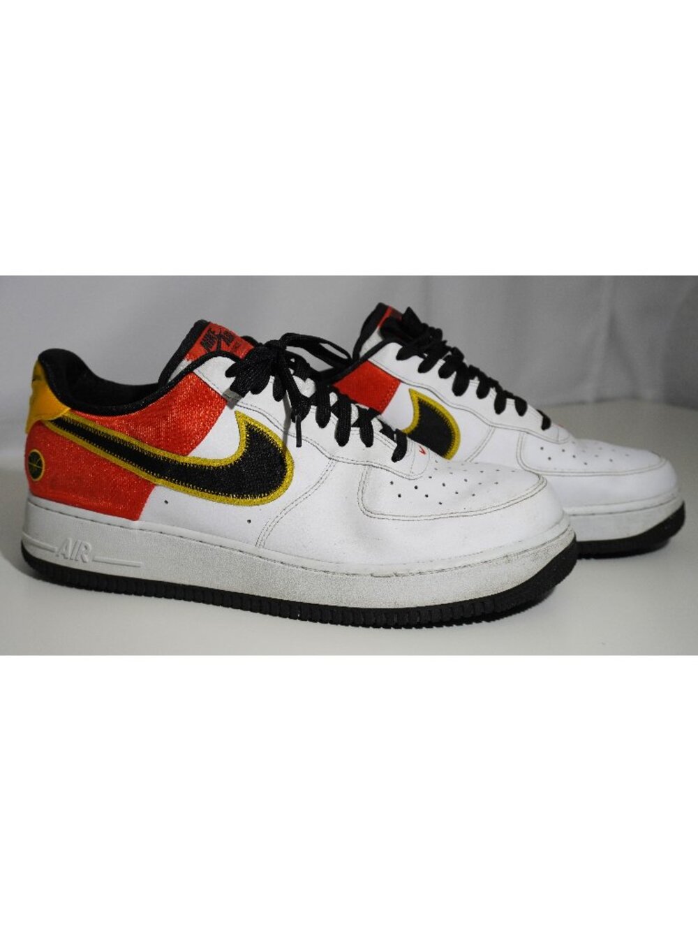 Nike Mens 13 Air Force 1 Low Roswell Raygun 2020 White Black Orange CU8070-100